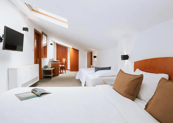 Hotel Duke Romana City Center